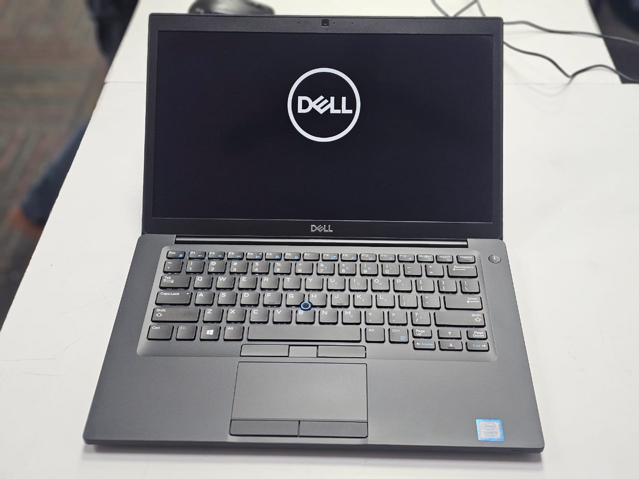 DELL LATITUDE 7490 